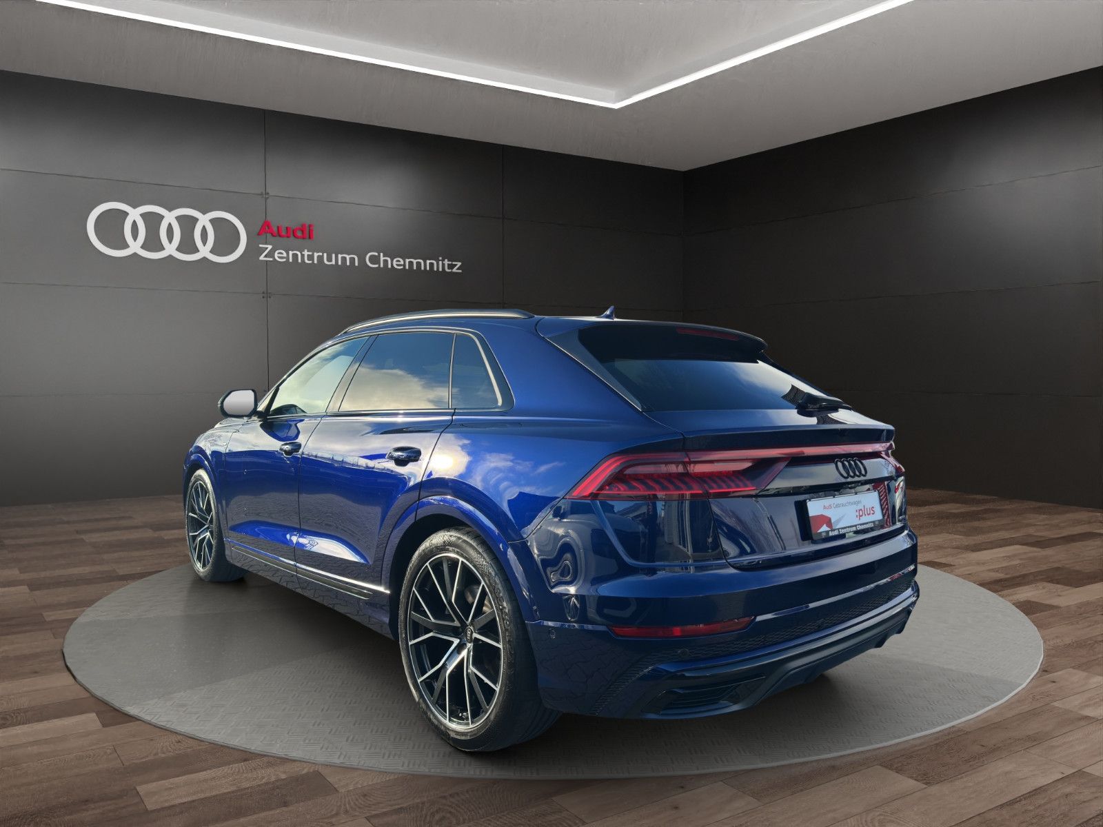 Audi Q8 50 TDI qu. tiptr. S LINE+AIR+AHZV+STHZG+HD