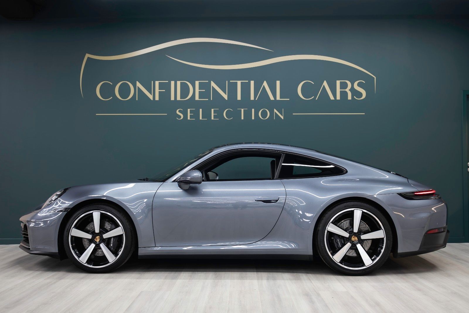 Porsche 992.2 Carrera - Samsaru's Car Outlet