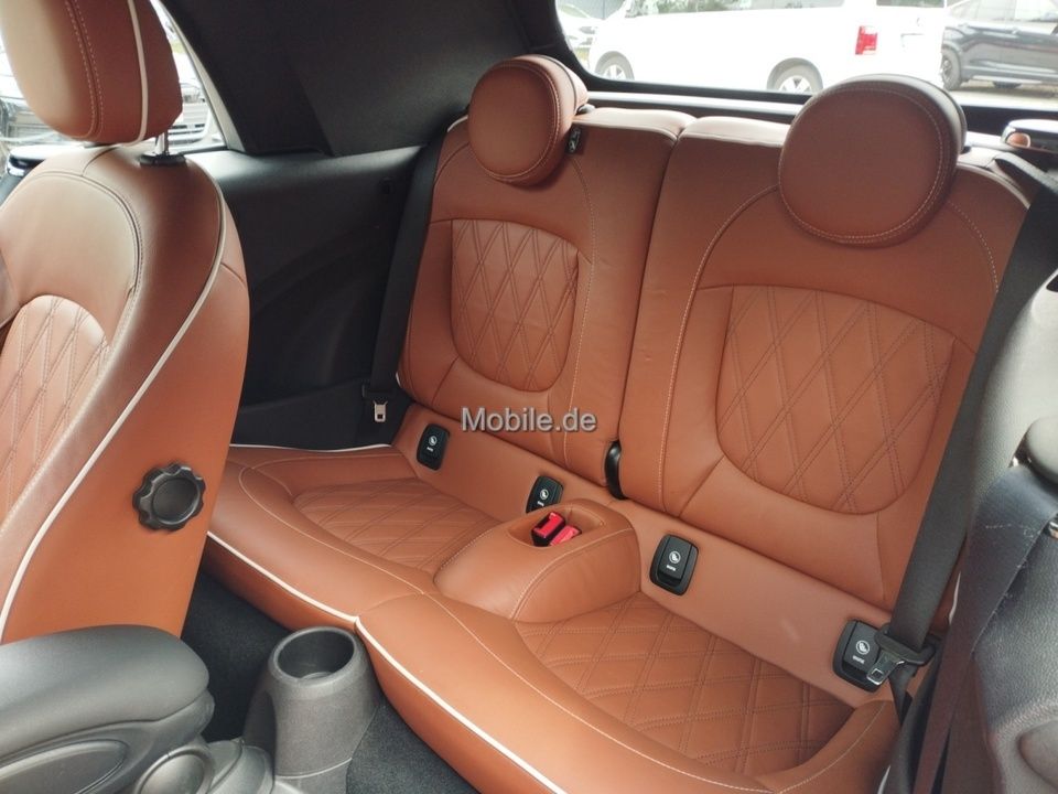 MINI JCW Cabrio - Samsaru's Car Outlet