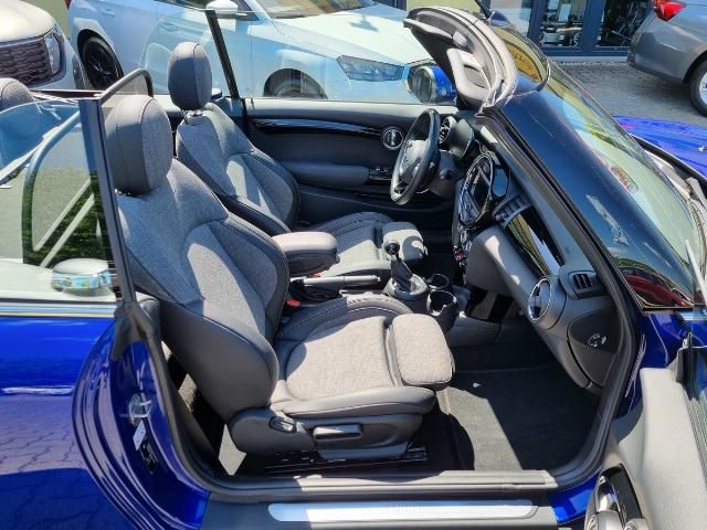MINI One Cabrio - Samsaru's Car Outlet