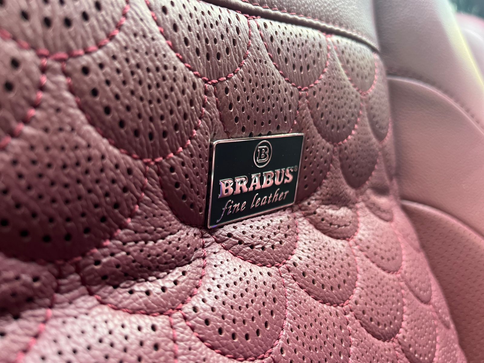 Mercedes-Benz GLS 63 AMG 4Matic+ *BRABUS 700* - Samsaru's Car Outlet