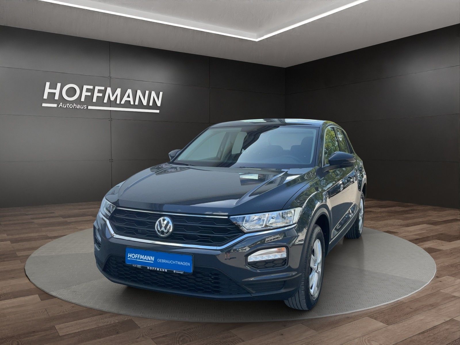 Volkswagen T-Roc 1.0 TSI - Samsaru's Car Outlet