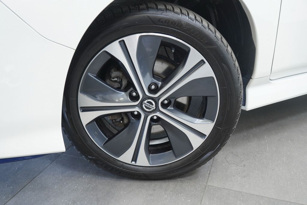 Nissan Leaf 40 kWh - Samsaru's Car Outlet