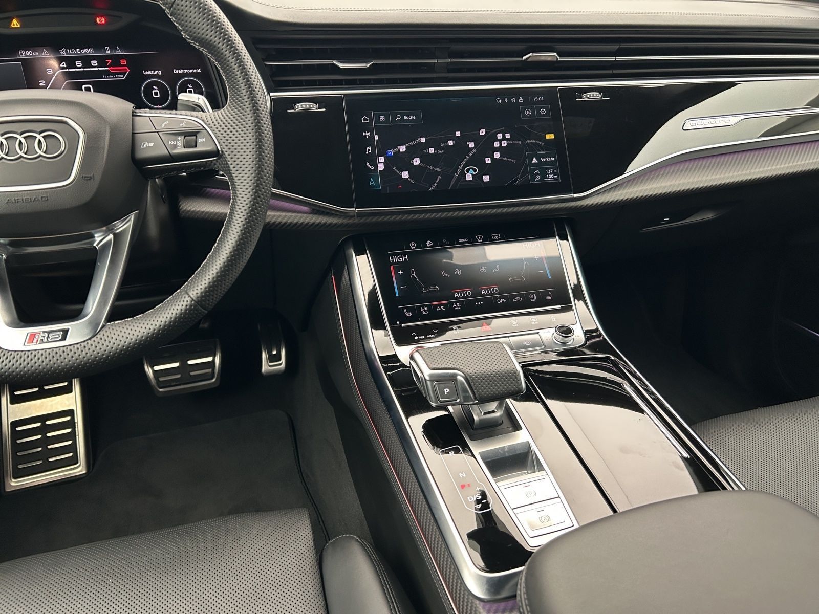 Audi RS Q8*Keramik*305 km/h*B&O*HUD*Pano*Standh*Matri