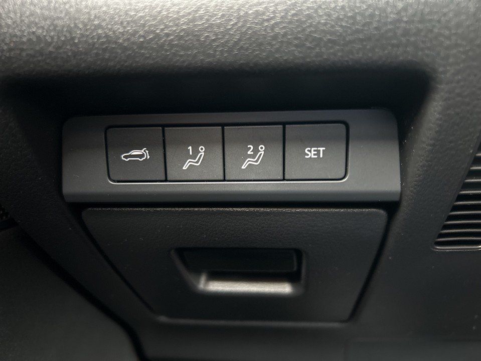 Mazda CX-30 2.0l "Selection" "X" "DES-P" "PRE-P" "AHK"