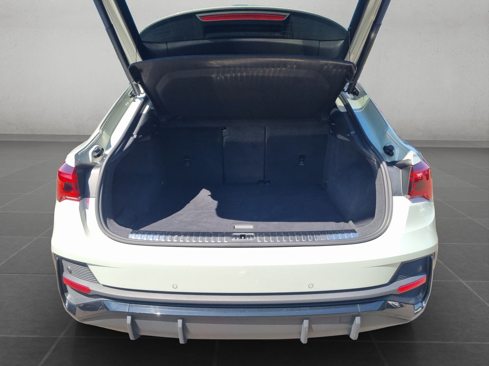 Audi Q3 SPORTBACK 45 TFSI QUATTRO - Samsaru's Car Outlet