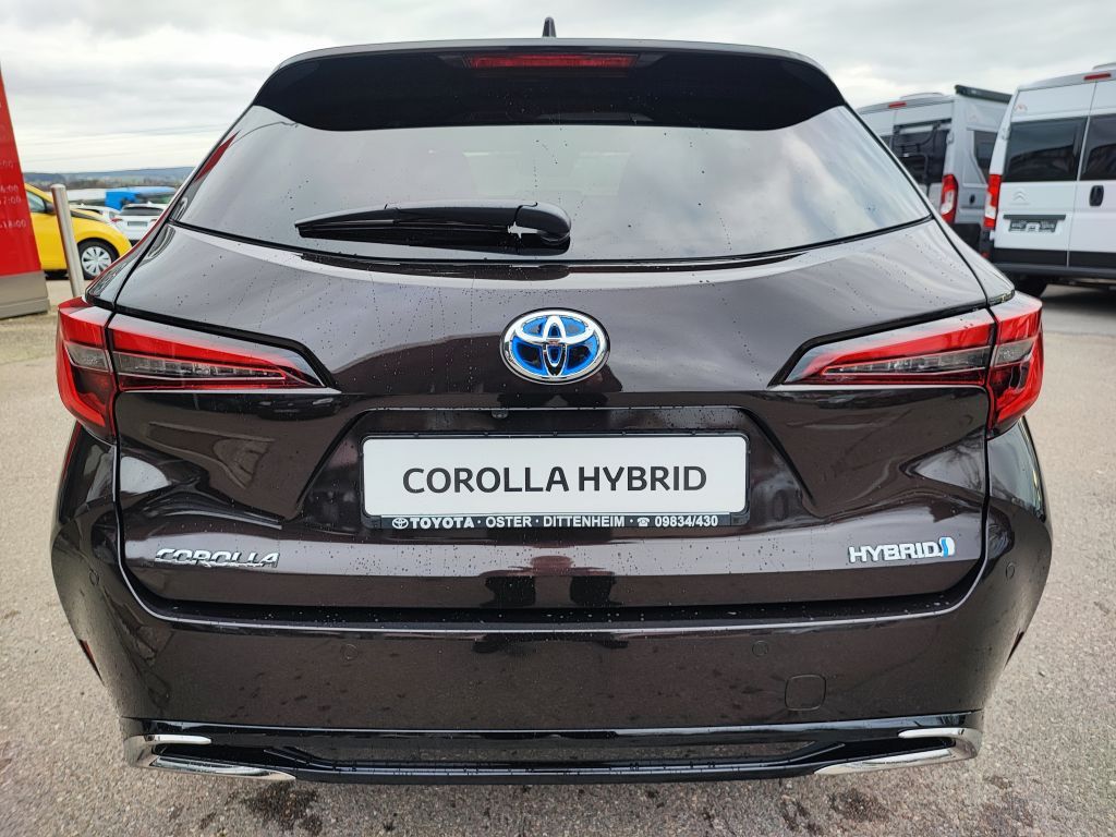 Toyota Corolla 2.0 Hybrid - Samsaru's Car Outlet