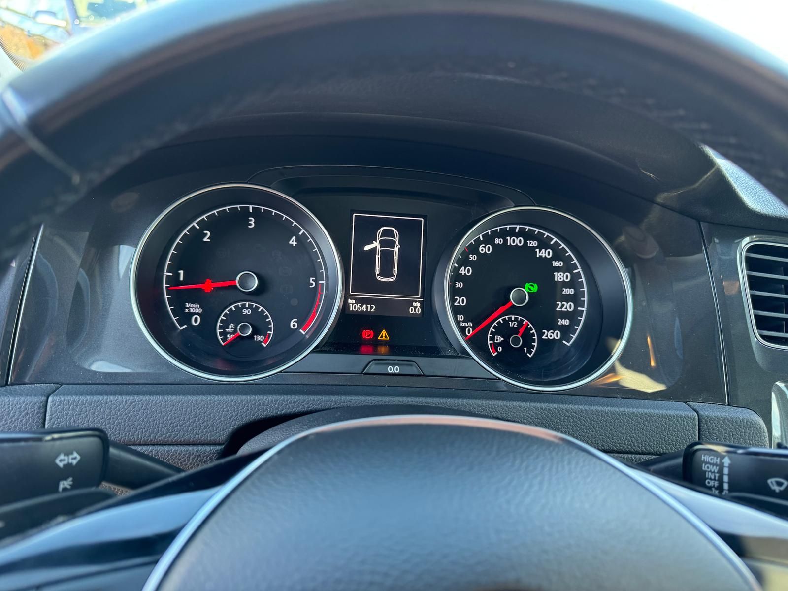 Volkswagen Golf VII Variant 2.0 TDI Comfortline - Samsaru's Car Outlet