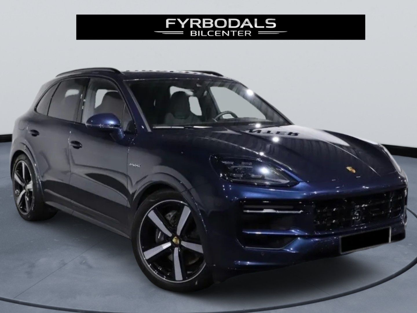 Porsche Cayenne E-Hybrid 470HP PANO 22" PASS-DISPLAY VAT