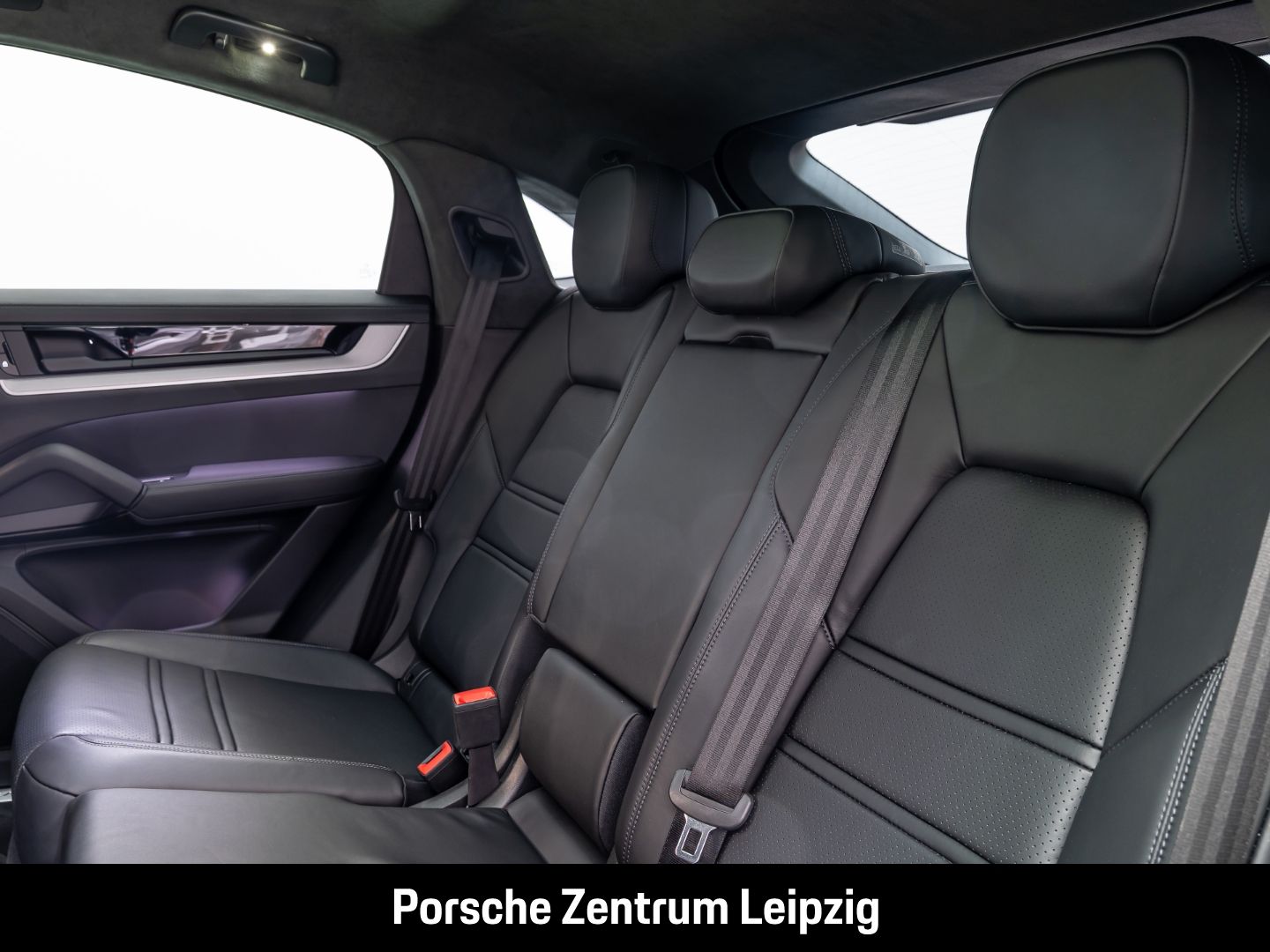 Porsche Cayenne S E-Hybrid Coupe HD-Matrix HeadUp Sporta