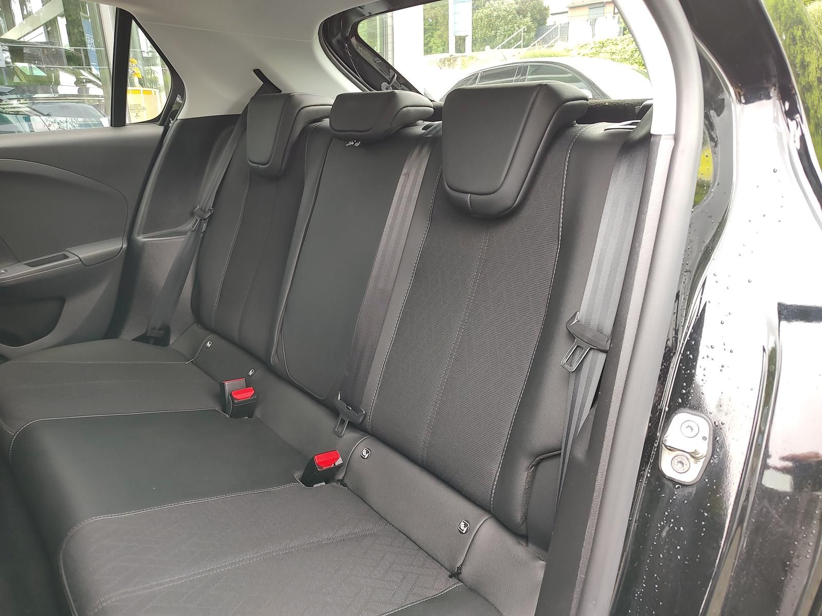 Opel Corsa F e Elegance - Samsaru's Car Outlet