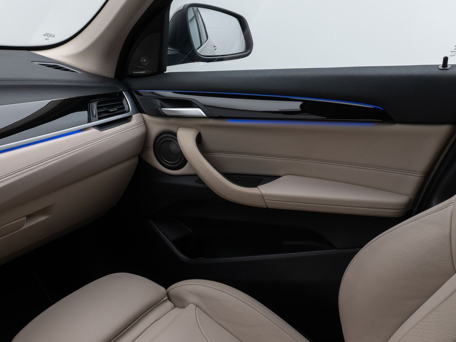 BMW X1 xD25d xLine - Samsaru's Car Outlet