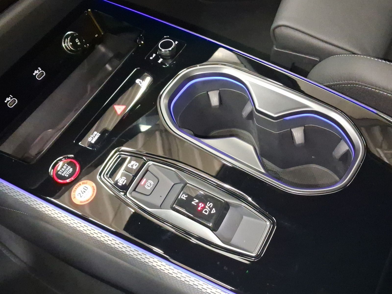 Audi A6 Avant TDI 2x S LINE LM20 MATRIX ASSIST 360