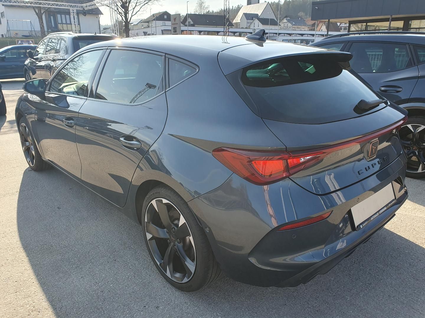 Cupra Leon 2.0 TSI - Samsaru's Car Outlet