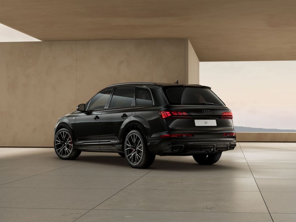 Audi Q7 60 TFSI e UPE 125.045 S line AHK B&O 3D Pano