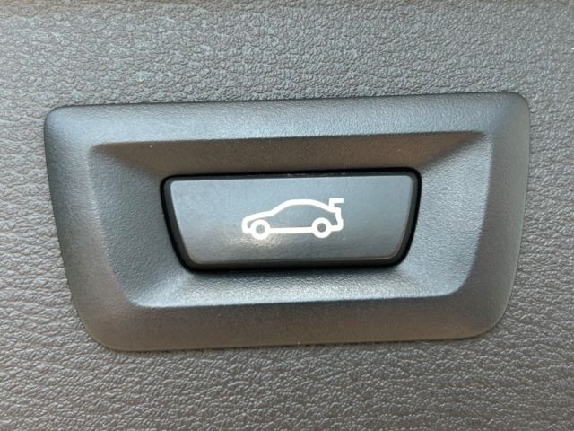 BMW X1 xDrive 25e - Samsaru's Car Outlet
