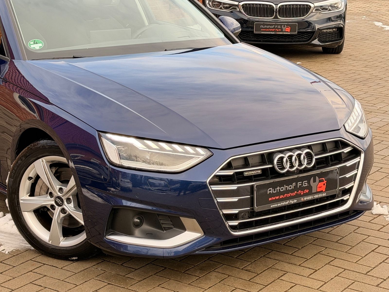 Audi A4 Avant 40 TDI quattro*AHK/HEAD-UP/KAMERA/SHZ*