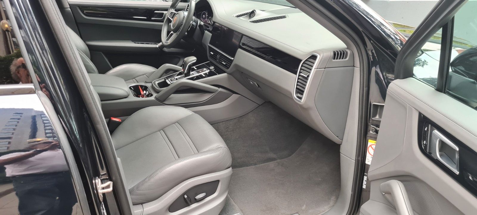 Porsche Cayenne Coupe E-Hybrid,LuftFe,AHK,ALU21,Kame360