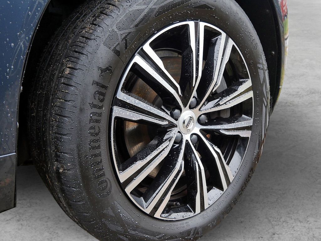 Volvo XC60 B4 Inscription AWD AHK FACEL. STANDHZ LED