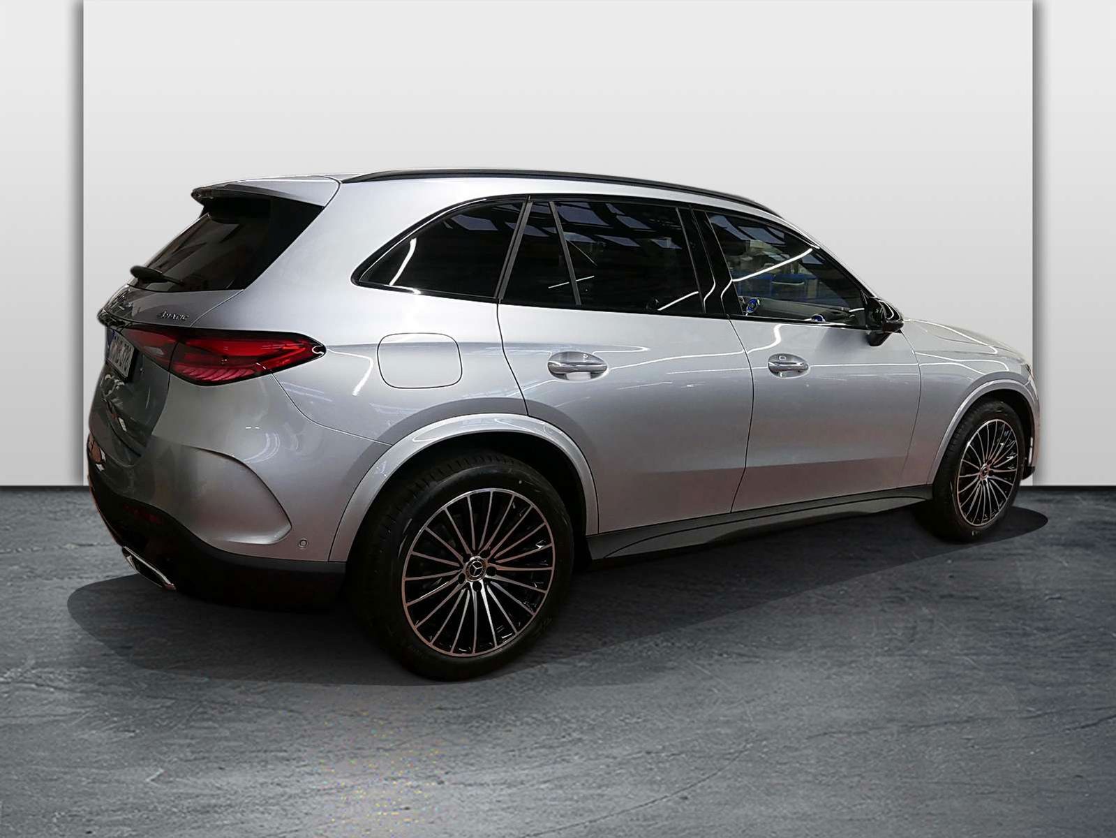 Mercedes-Benz GLC 300 4MATIC AMG MBUX Night Ambiente LED Pano