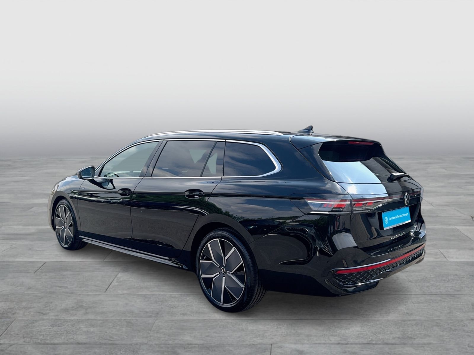 Volkswagen Passat R-Line 2.0TDI 4M AHK STANDH PANO HUD 360°