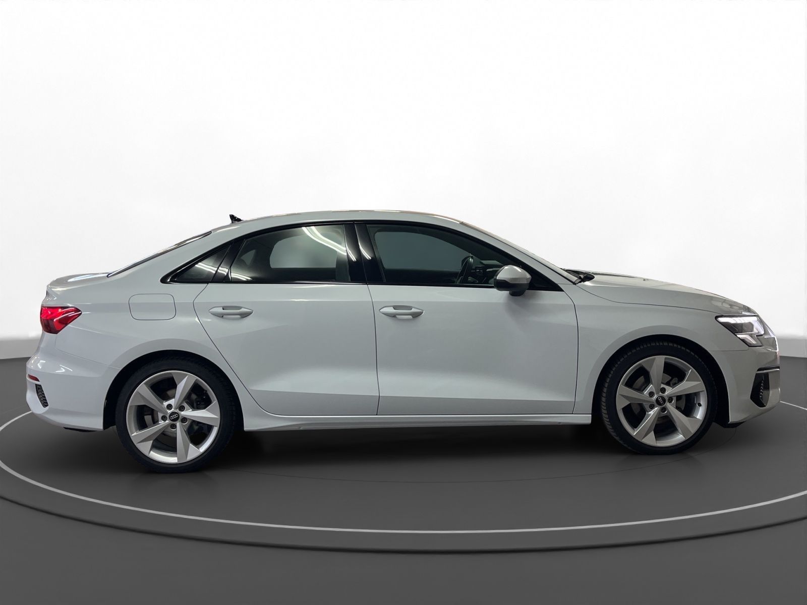 Audi A3 Limousine 35 TDI S line LED LM 18" Navi RFK T