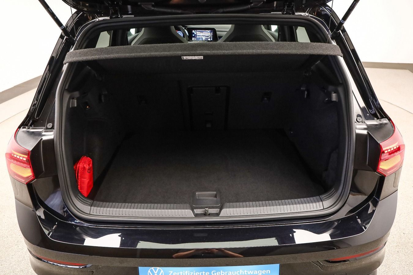 Volkswagen Golf VIII 2.0 TDI DSG GTD*BLACK-STYLE*IQ.LIGHT*A