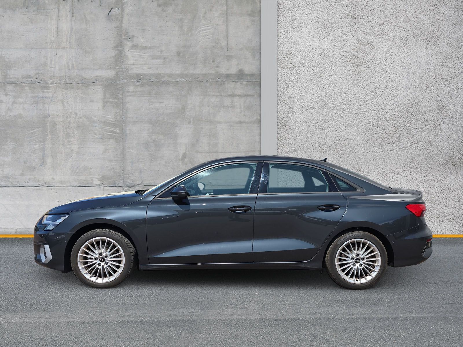 Audi A3 Limousine 35 TFSI advanced - Samsaru's Car Outlet
