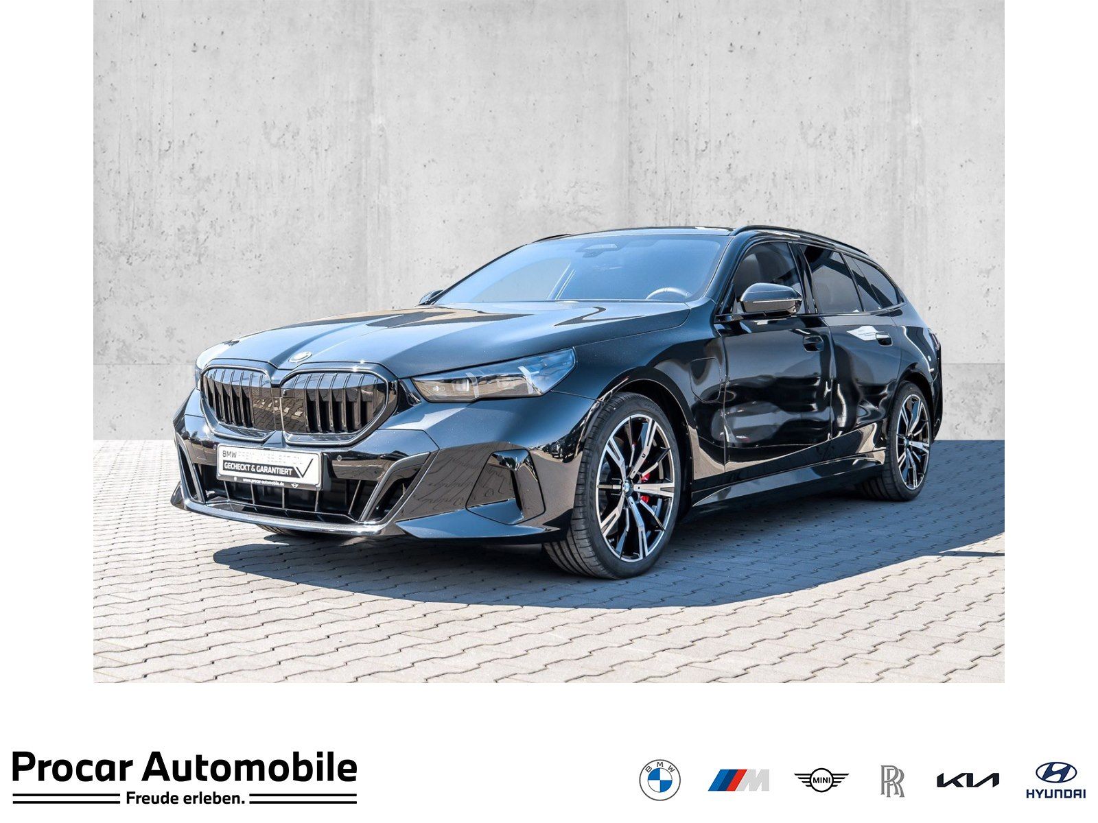 BMW 550e xDrive Touring M Sport HUD PANO ACC AHK LM