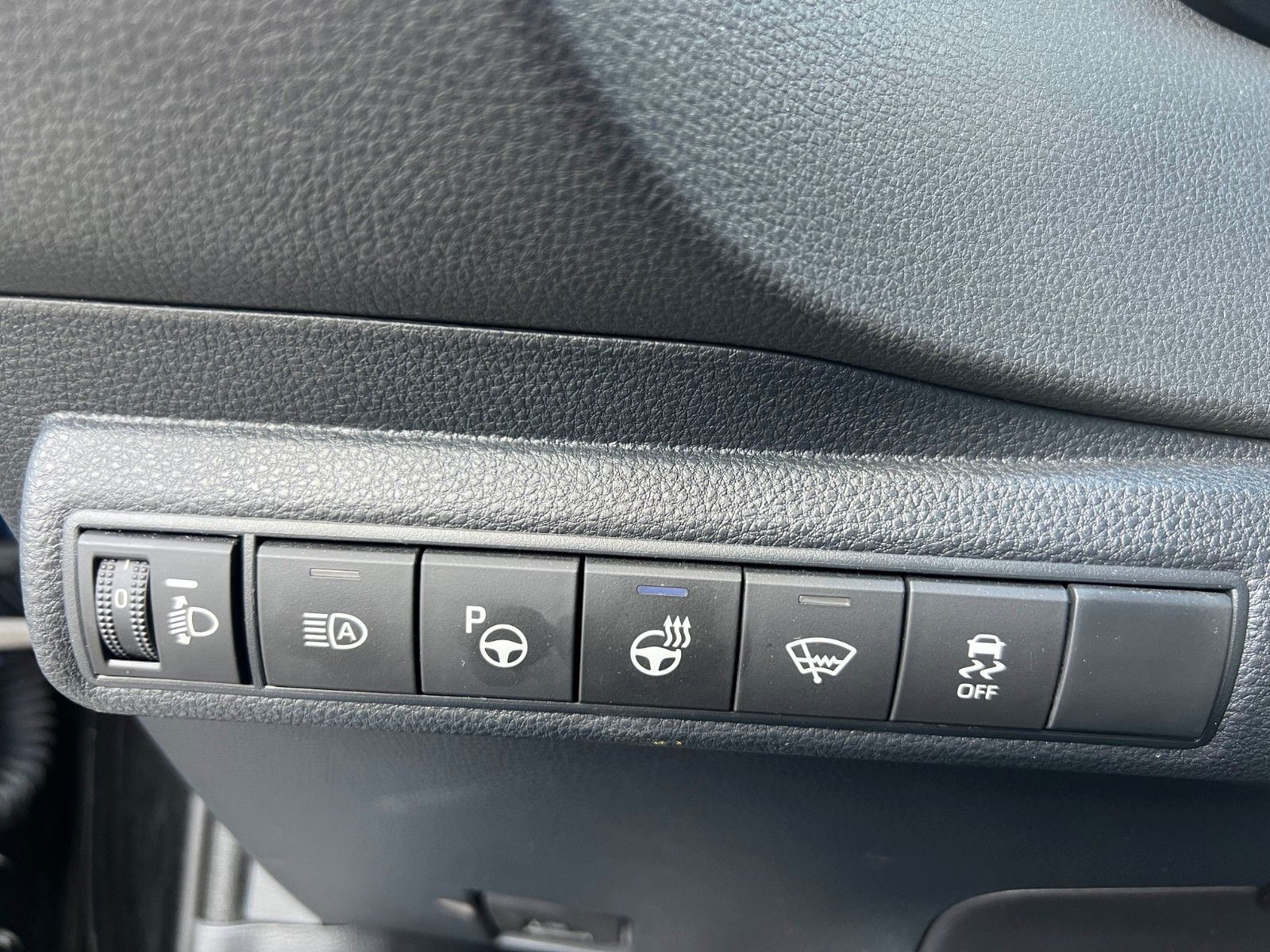 Toyota Corolla Touring Sports Hybrid Team D - Samsaru's Car Outlet