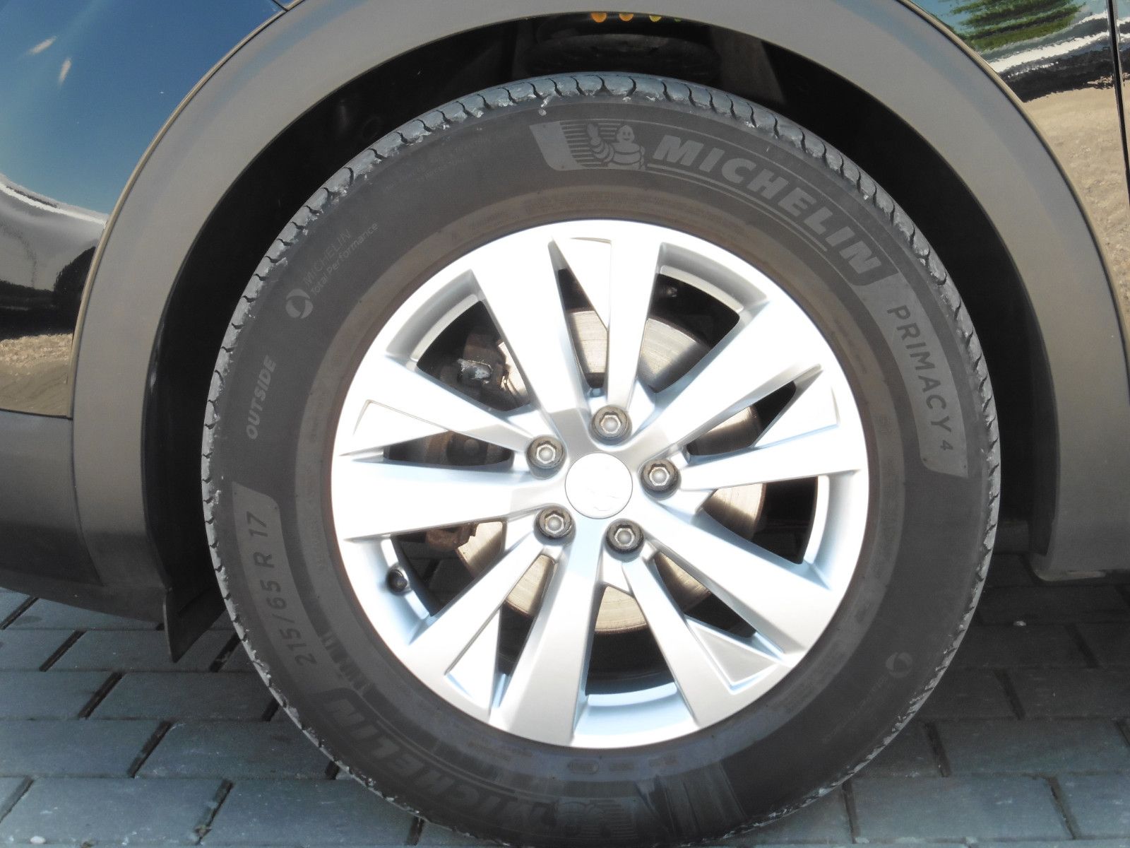 Peugeot 3008 BlueHDi 130 EAT8 - Samsaru's Car Outlet