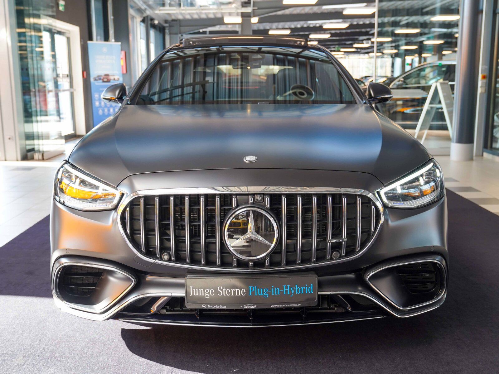 Mercedes-Benz S 63 AMG E Performance MATT Exklusiv AR-Head-up
