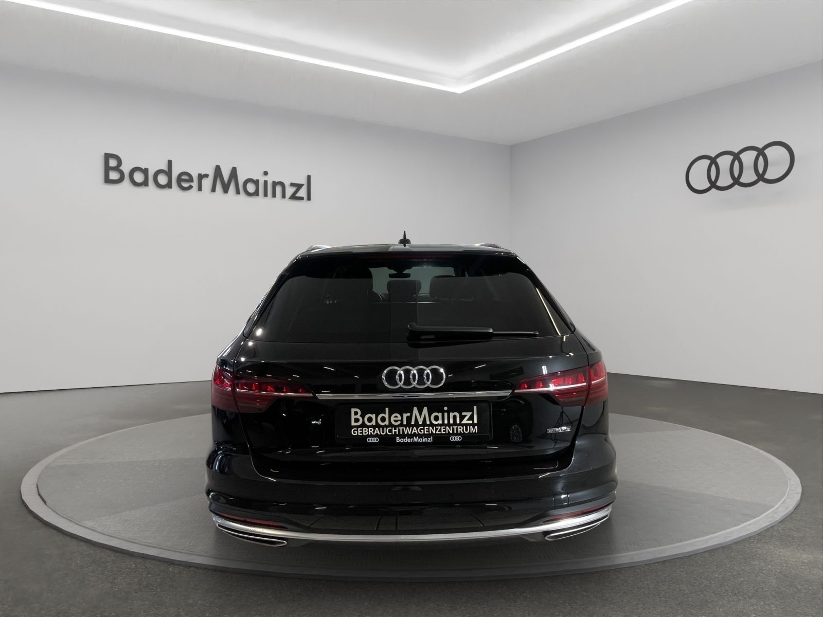 Audi A4 Avant advanced 45 TFSI quattro - Samsaru's Car Outlet
