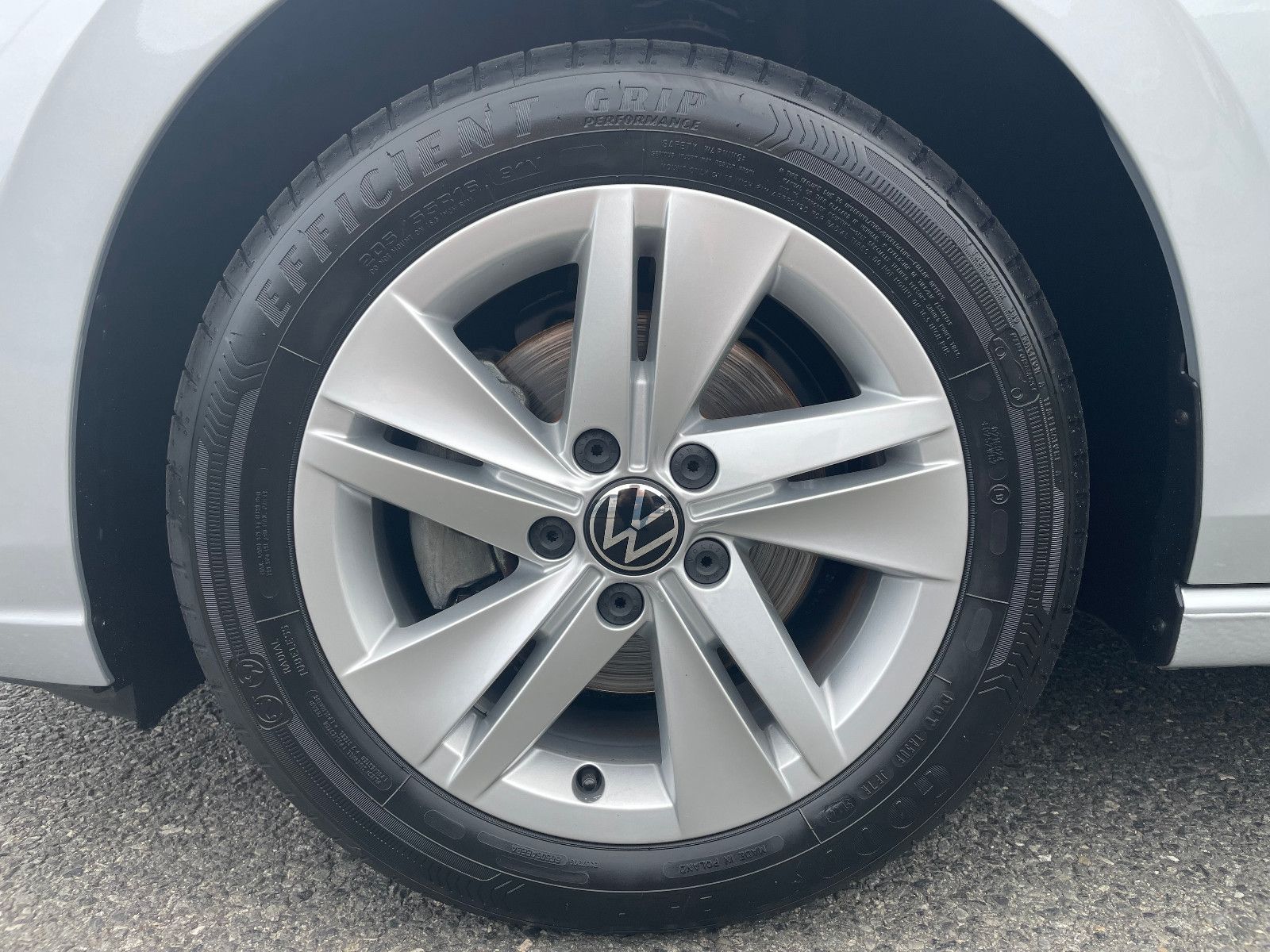 Volkswagen Golf VIII 1.5 TSI Lim. Life - Samsaru's Car Outlet