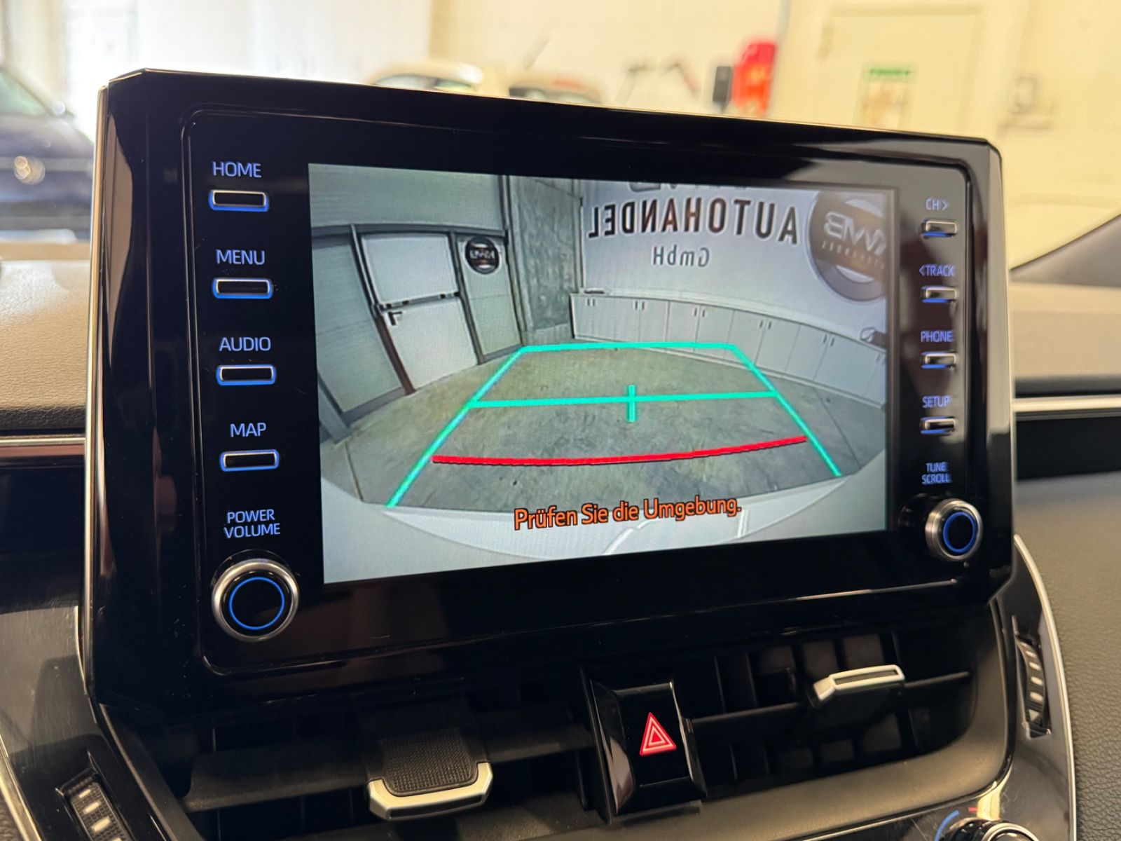 Toyota Corolla 1.8 Hybrid Business Edition - Samsaru's Car Outlet