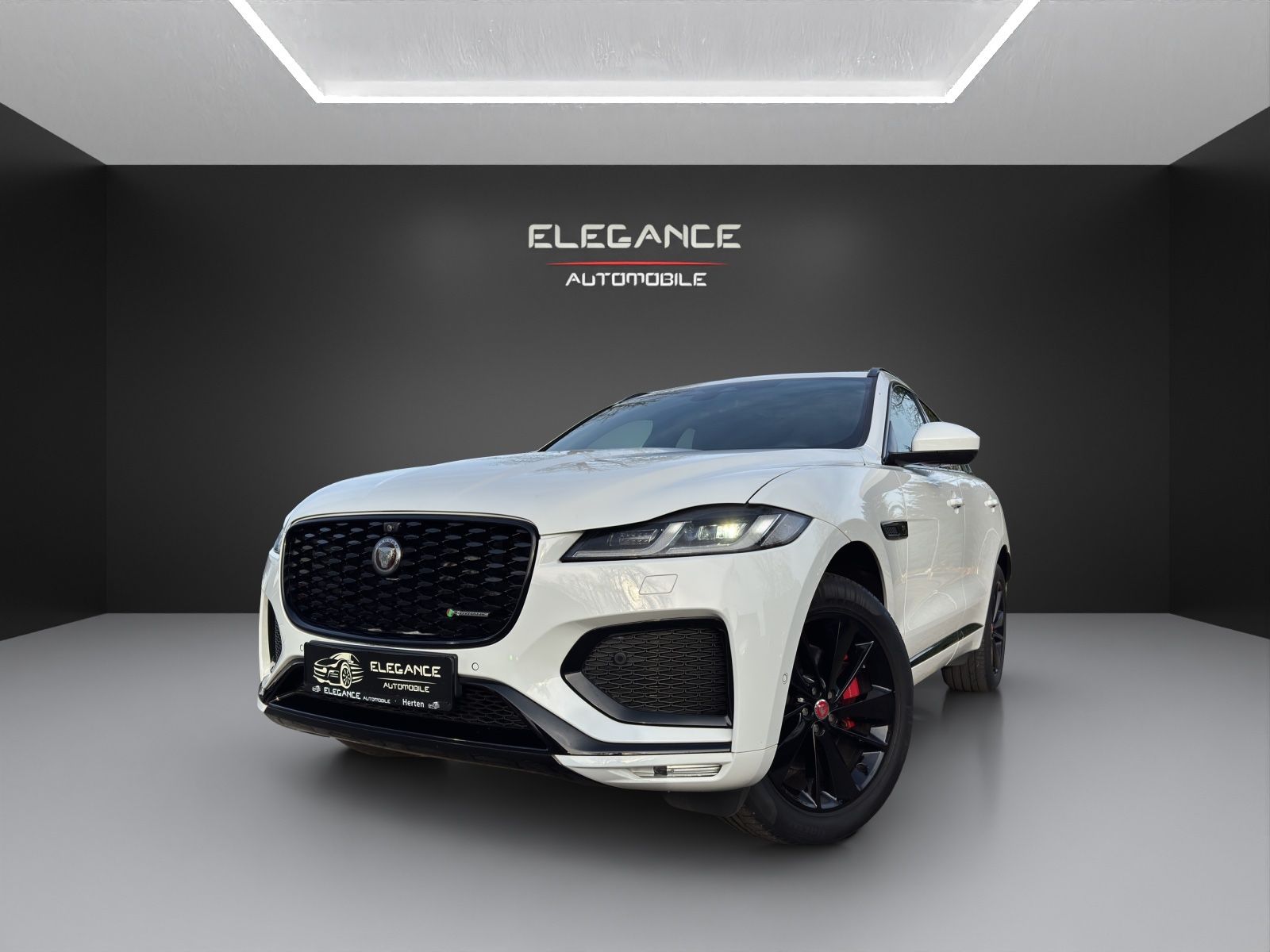 Jaguar F-Pace R-Dynamic SE AWD*Black Pack*Panorama*ACC
