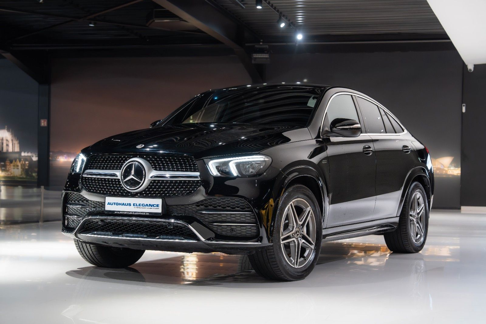 Mercedes-Benz GLE 350e 4M Coupe*AMG-LINE*NIGHT*BURMES.*1.HAND