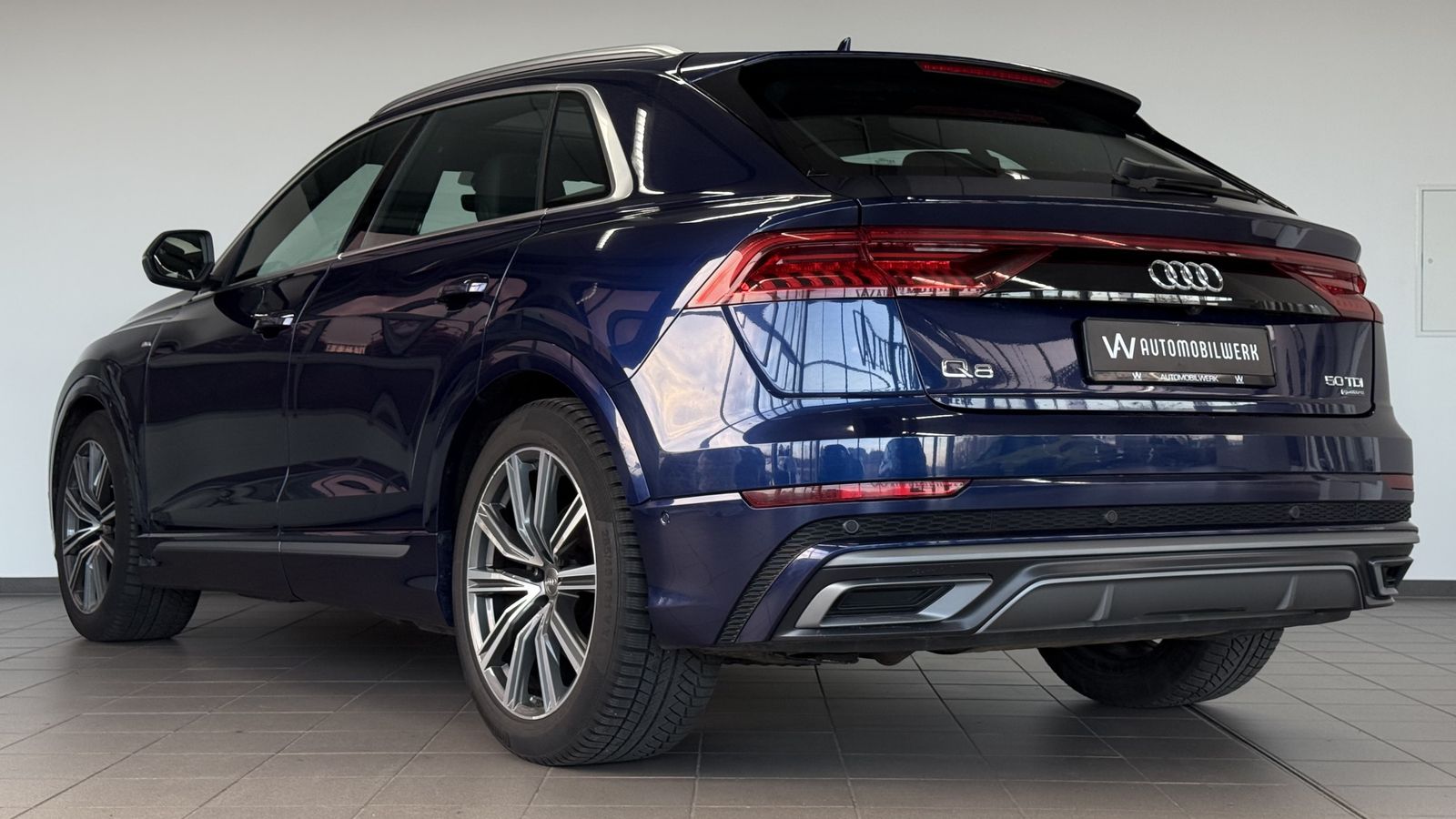 Audi Q8 50 TDI Q|S LINE - Samsaru's Car Outlet