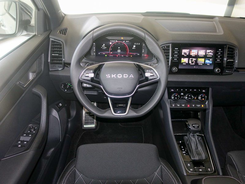 Skoda Karoq 2.0TDI DSG 4x4 Sportline * 5 Jahre Garanti