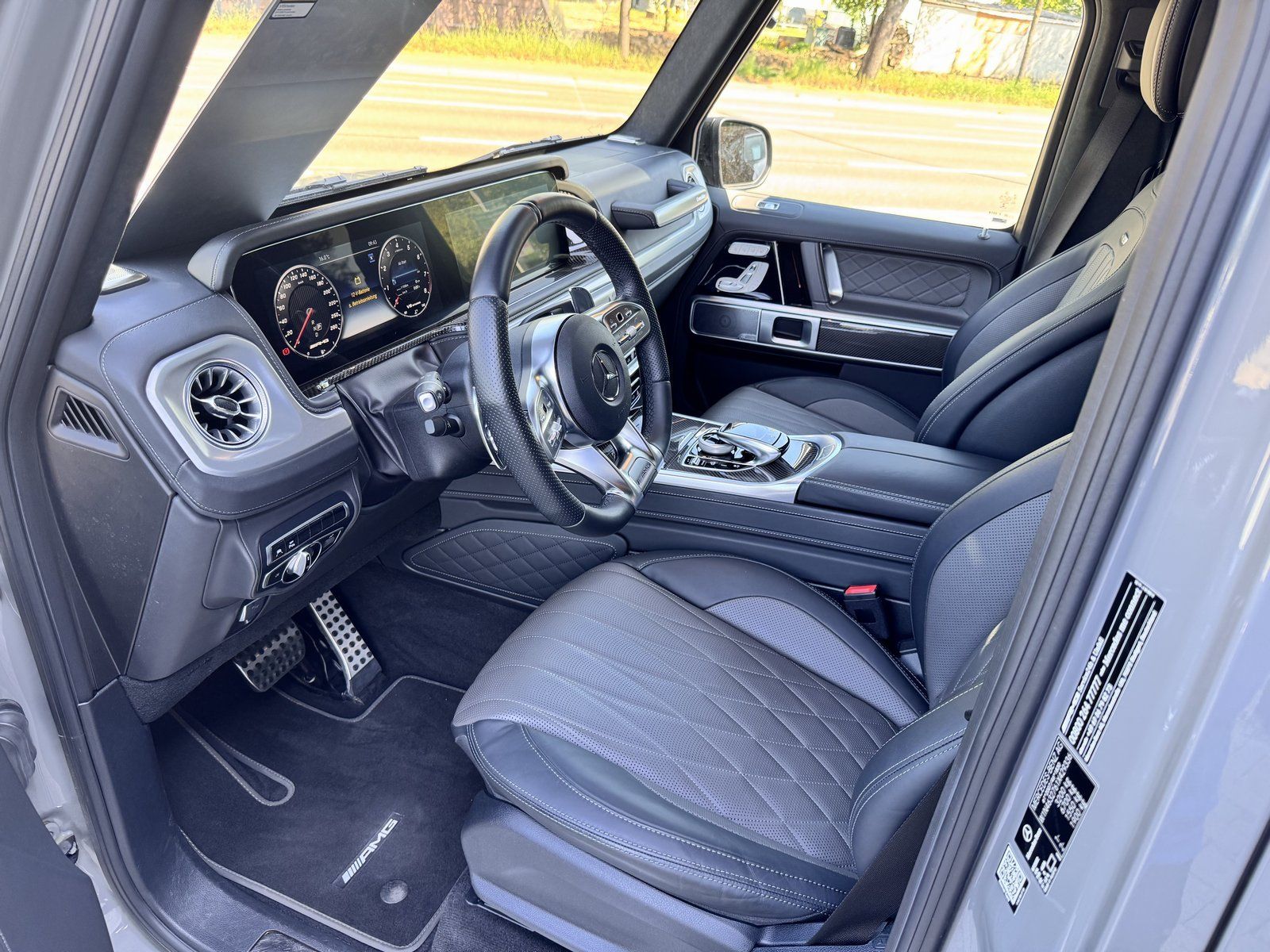 Mercedes-Benz AMG G 63 - Samsaru's Car Outlet