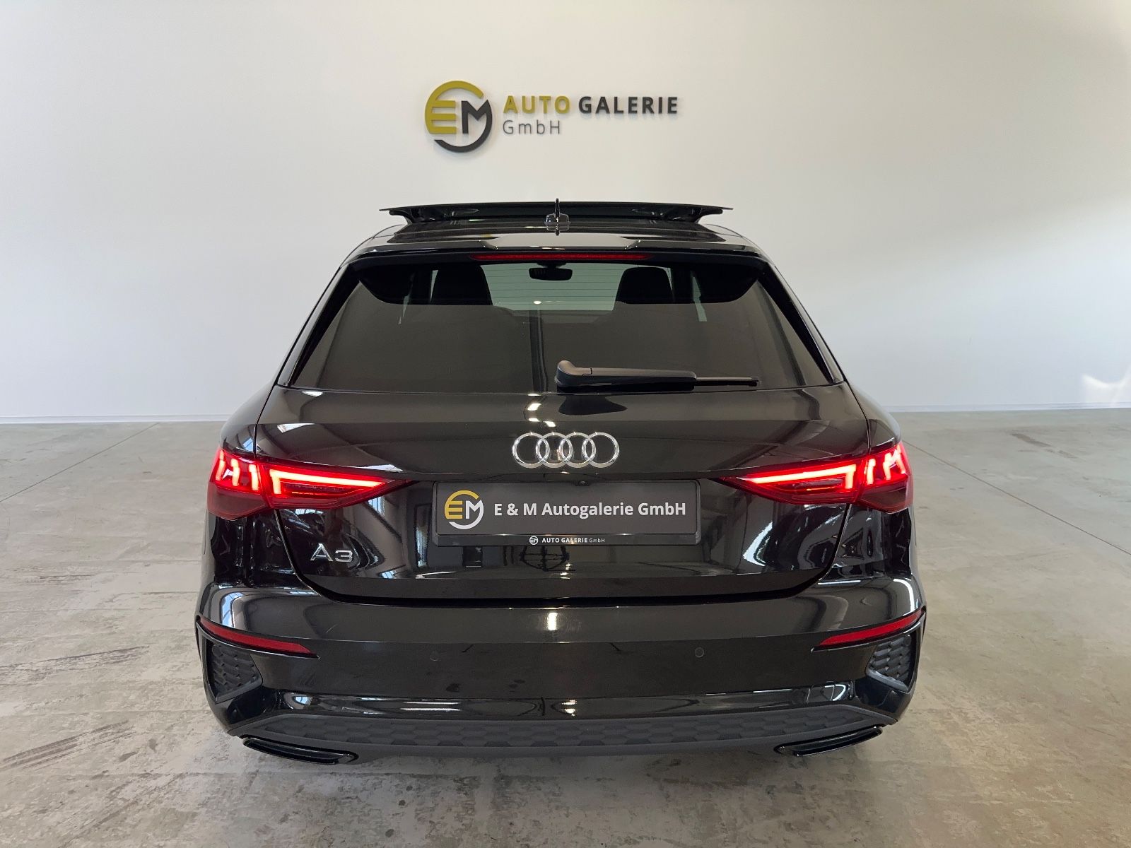 Audi A3 Sportback 35 TFSI S line - Samsaru's Car Outlet