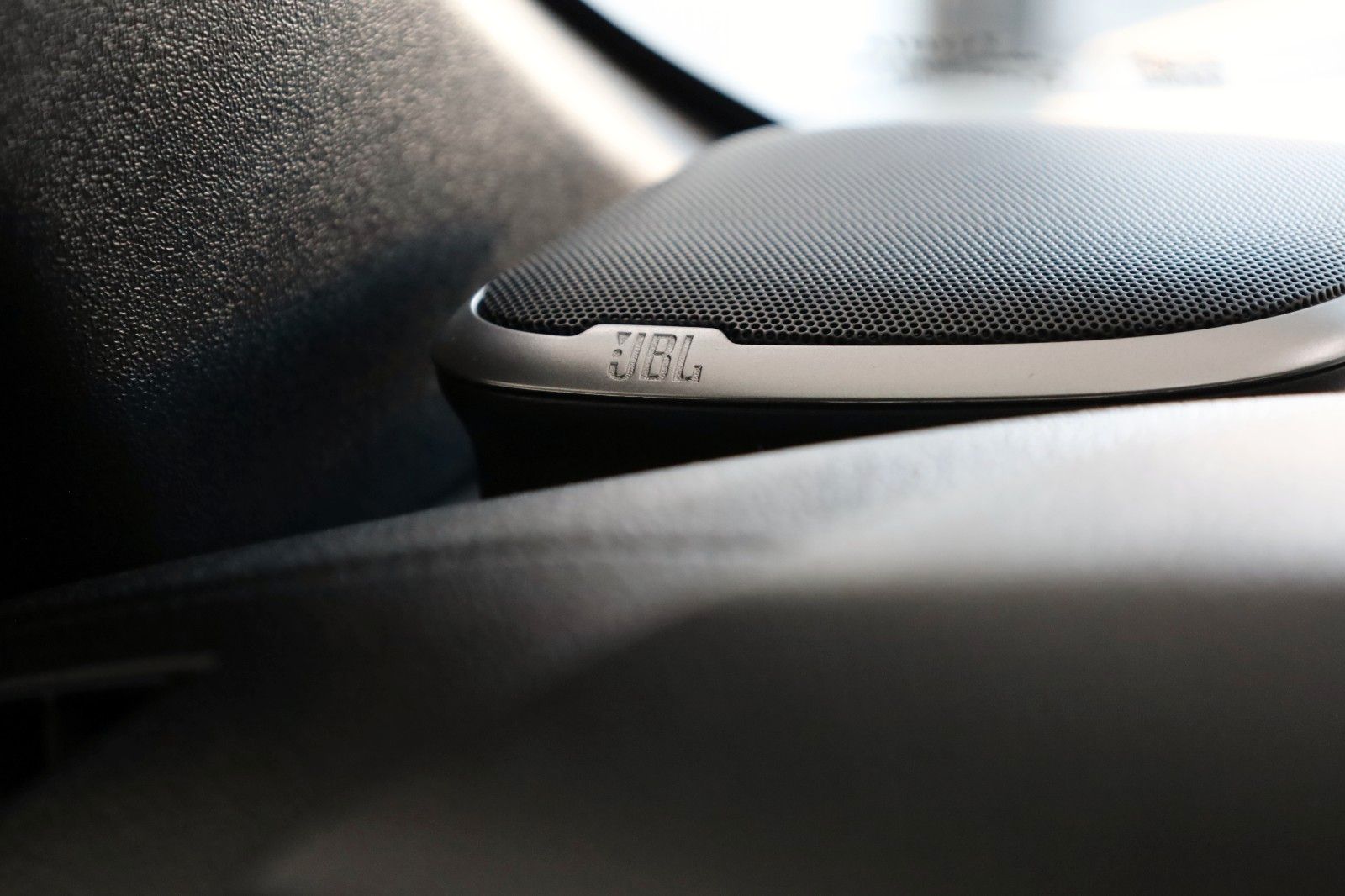 Toyota Hilux 2.8 D-4D 4x4 Invincible Sport,ACC,360°,AHK