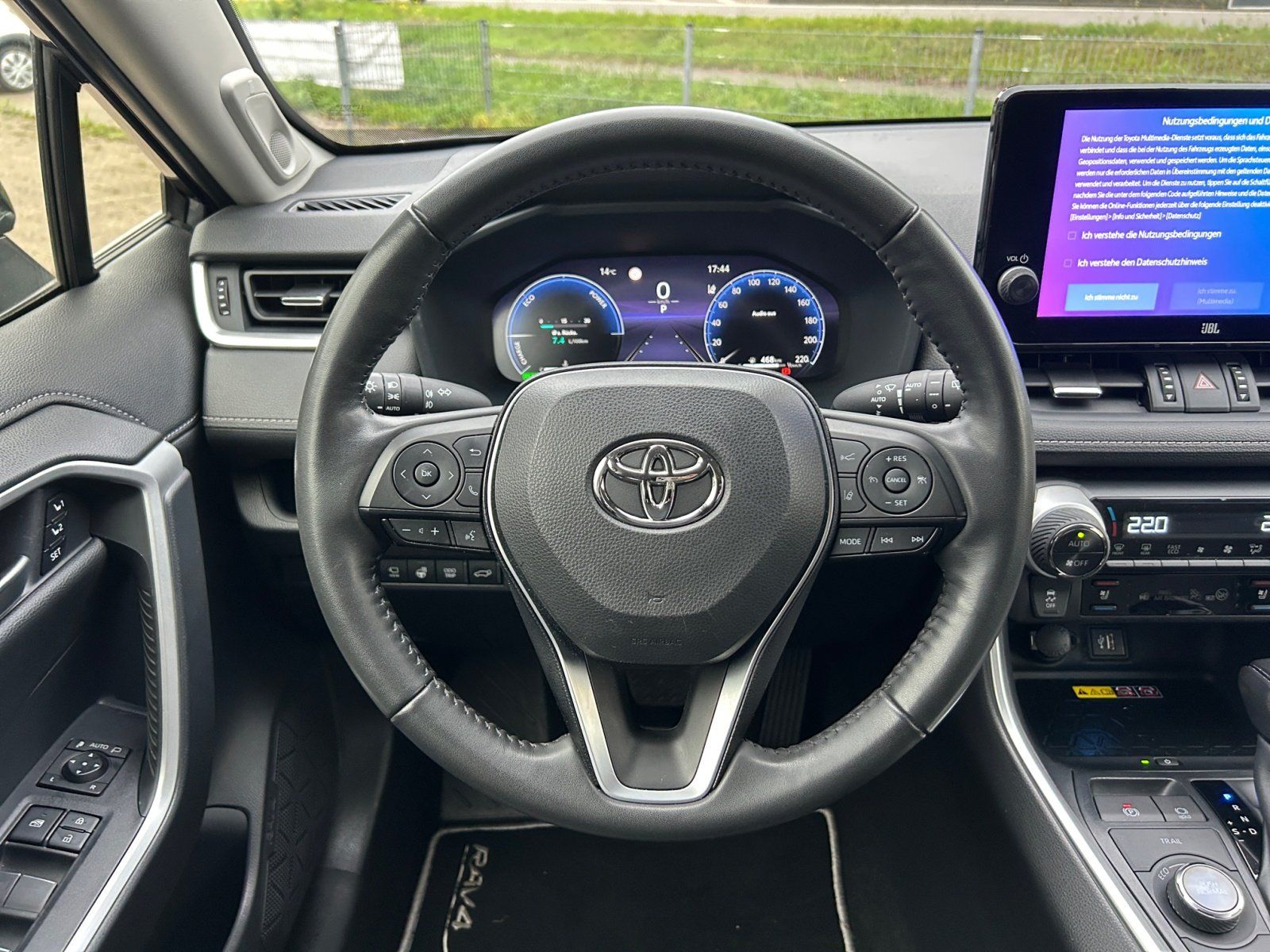 Toyota RAV4 2.5l Hybrid 5-Türer Lounge Matrix 2xKlima