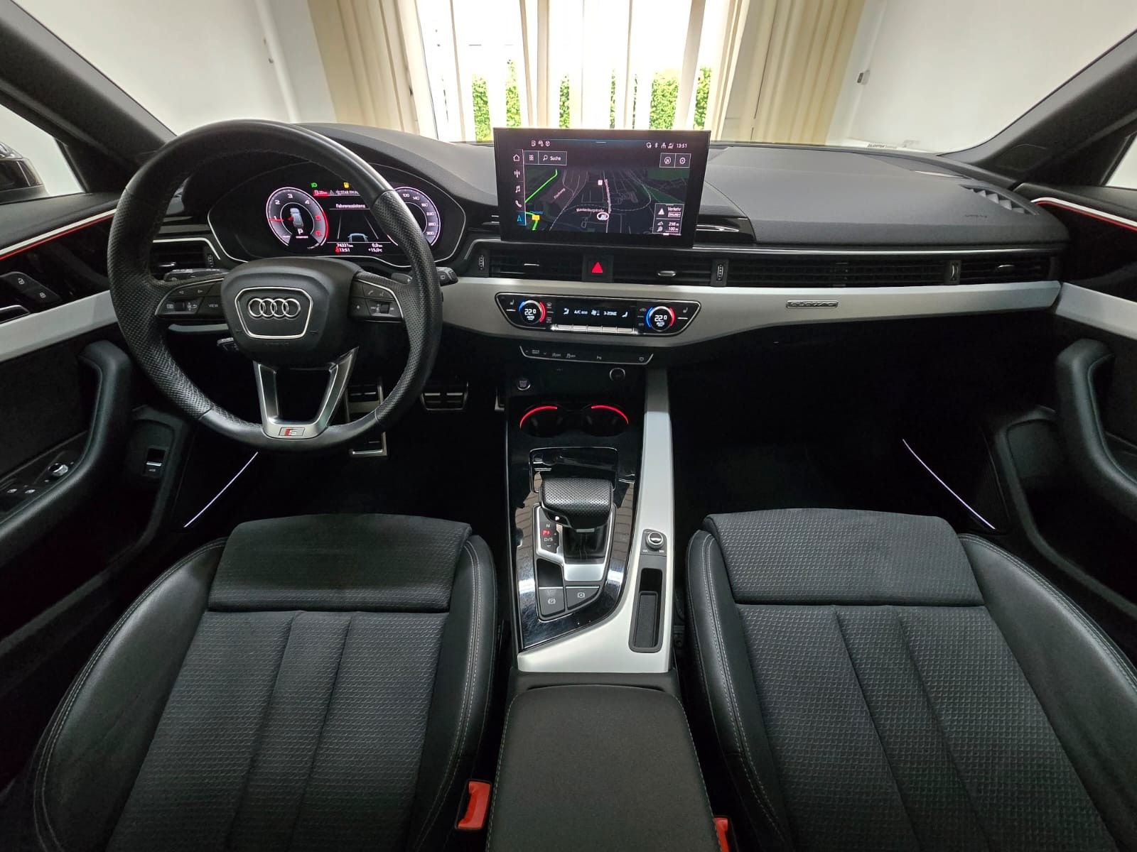 Audi A4 Avant 40 TDI qu. S Line Matrix Panorama B&O