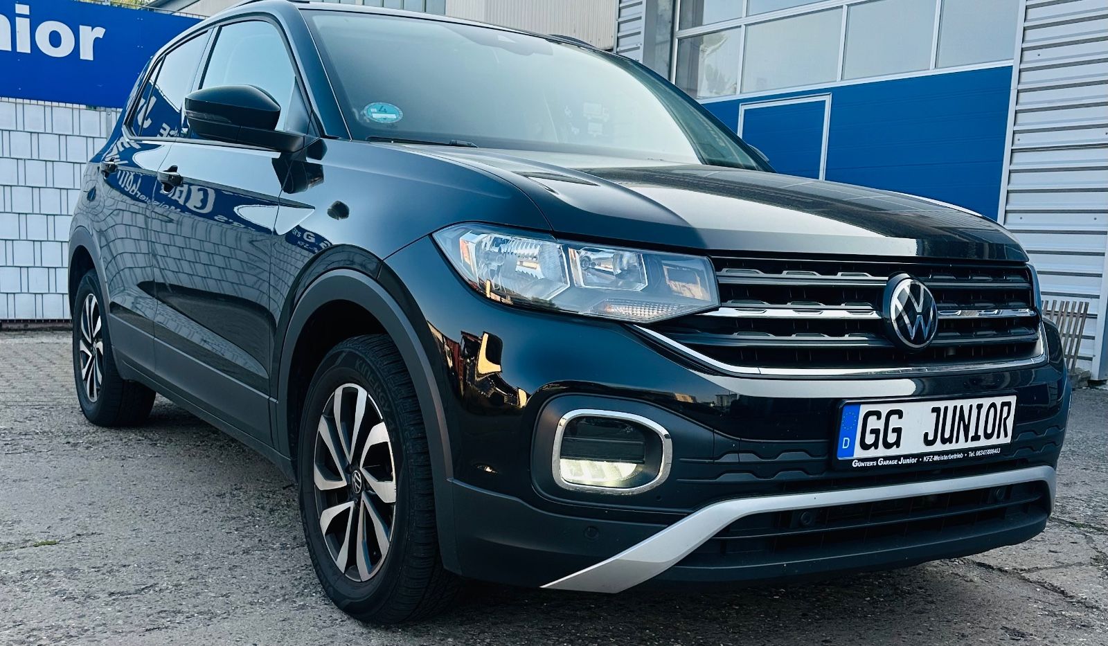 Volkswagen T-Cross Active - Samsaru's Car Outlet