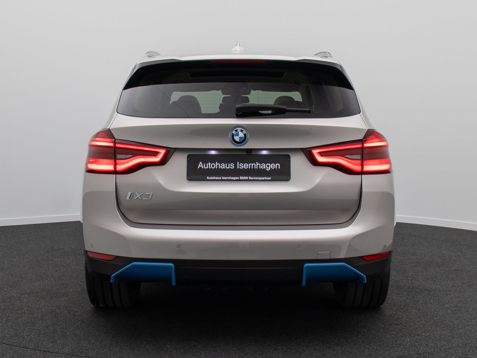 BMW iX3 IMPRESSIVE DAB 360°HUD Panorama H/K 20Zoll