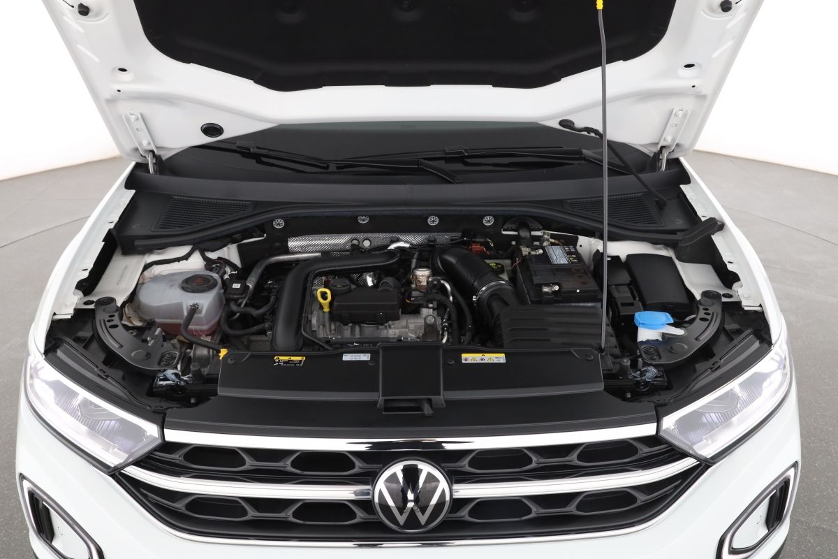 Volkswagen T-Roc 1.0 TSI Style - Samsaru's Car Outlet