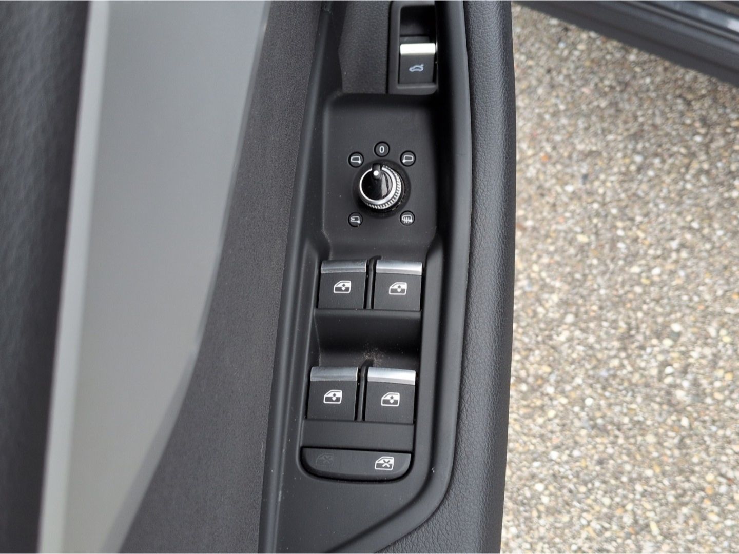 Audi A4 allroad quattro 45TFSI*S-tron AHK Matrix-LED