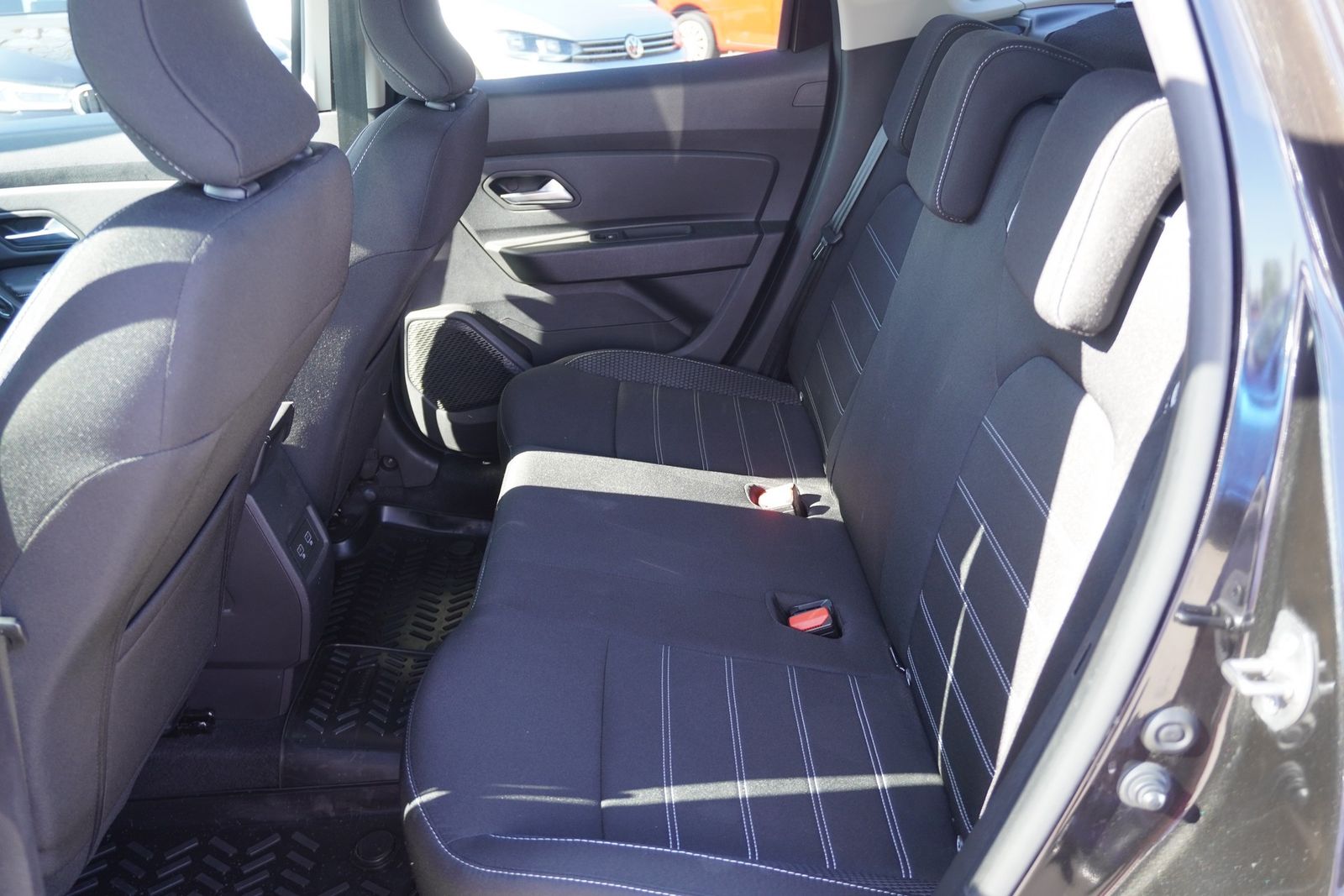 Dacia Duster II 1.3 TCe 150 Prestige 4WD - Samsaru's Car Outlet