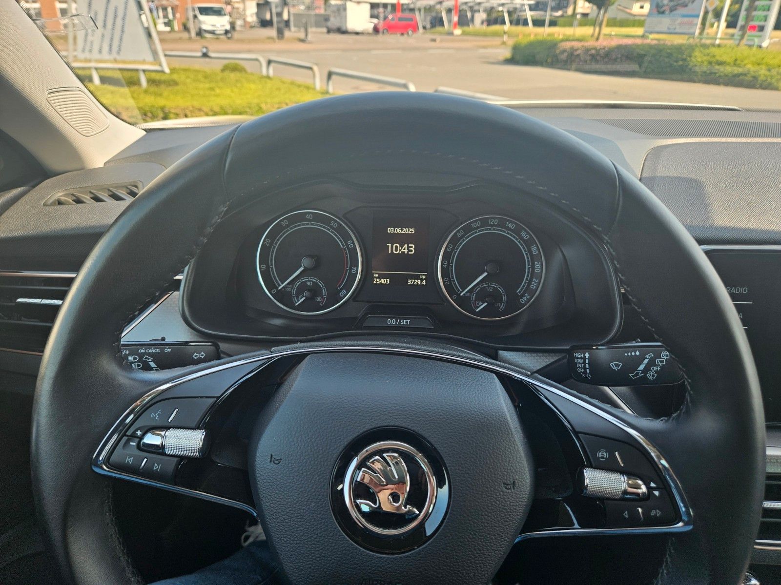 Skoda Kamiq Style - Samsaru's Car Outlet